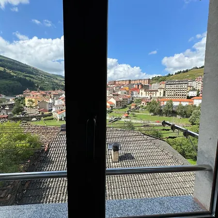 Apartamentos El Cascarin Cangas De Narcea Exterior foto