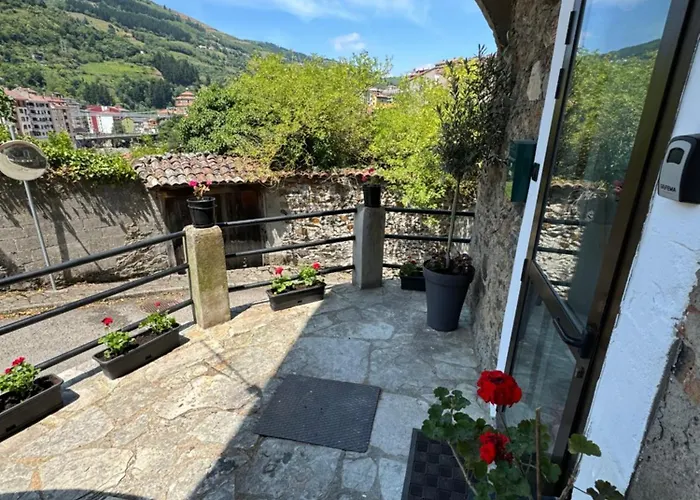 Apartamentos El Cascarin